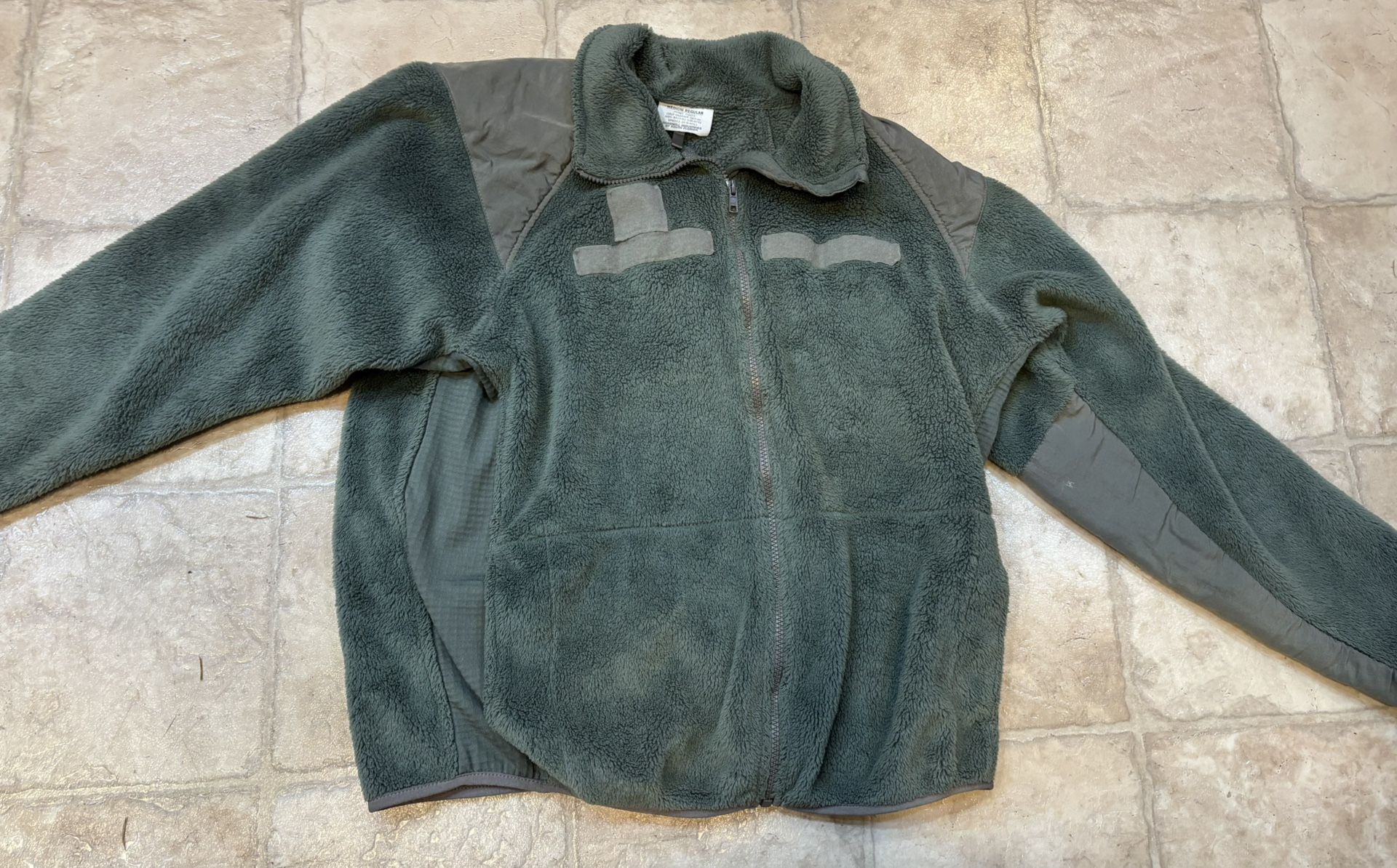 Military Surplus Fleece Jacket, Men’s Medium, Like New