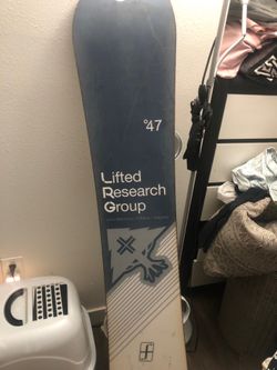 Used ForumxLRG Snowboard