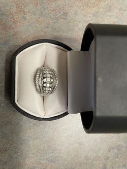 Beautiful Modern Bride Ring Size 7