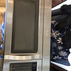 Whirlpool 30” Hood Microwave 
