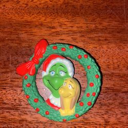 Grinch & Max Christmas Wreath Pin 2.5” Hallmark 