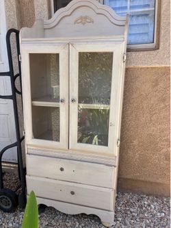 Cabinet decor wood