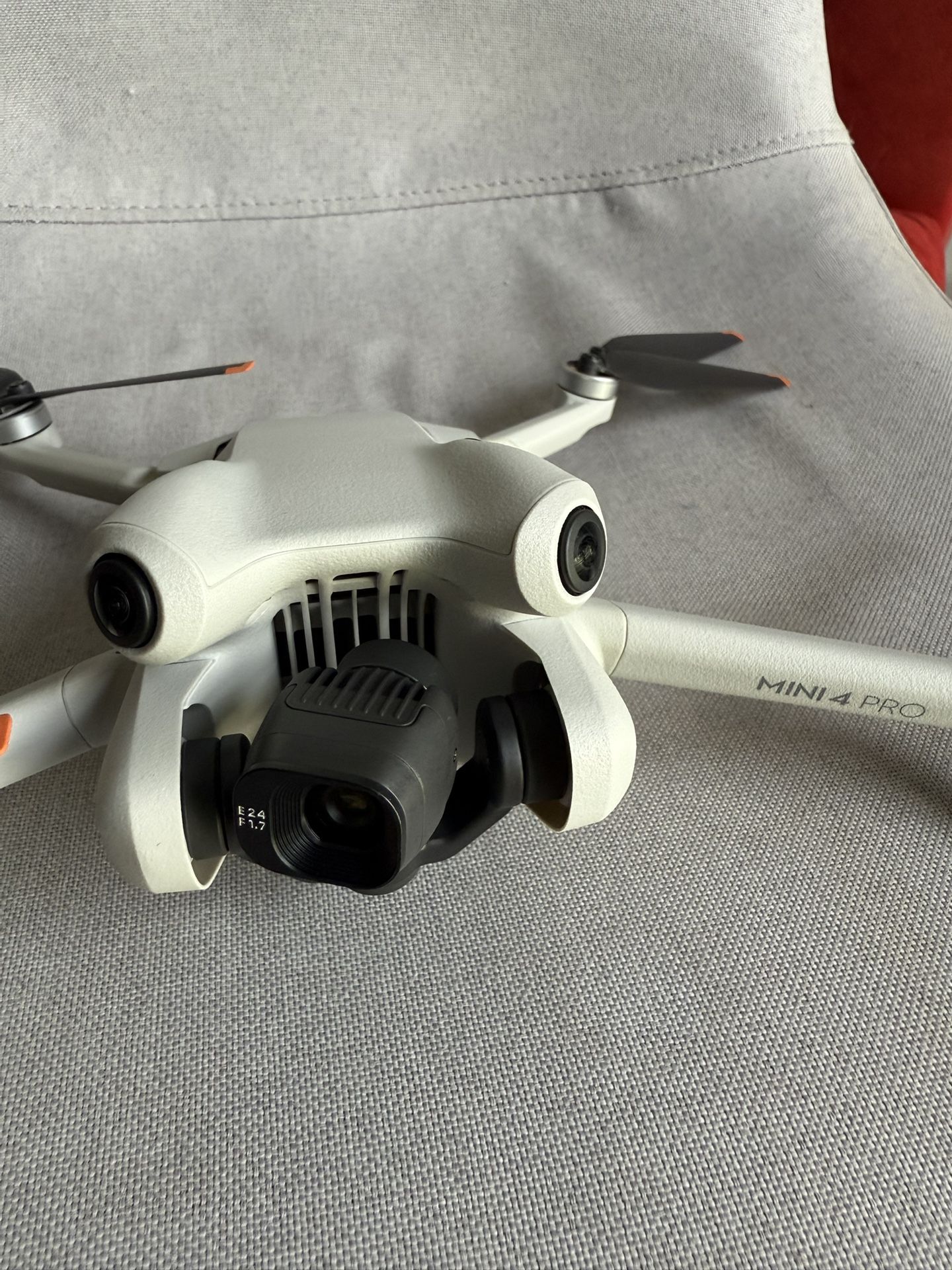 DJI Mini 4 Pro Fly More Combo 