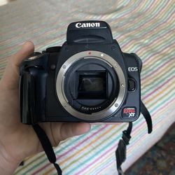 Canon rebel camera 