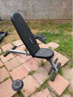 ADJUSTABLE GYM BENCH