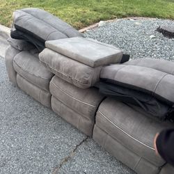 Couch Ready To Load