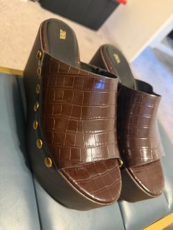 Women’s Zara heels size 10