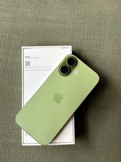 Apple iPhone 17 Green