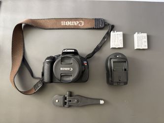 Canon EOS Rebel T3i DSLR + 18-55mm IS Lens, 2 Batteries, Charger