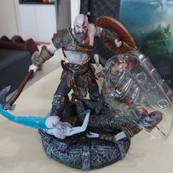 God Of War Figure Statue No Box