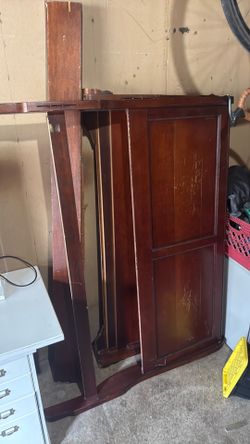 Queen size sleigh bed frame