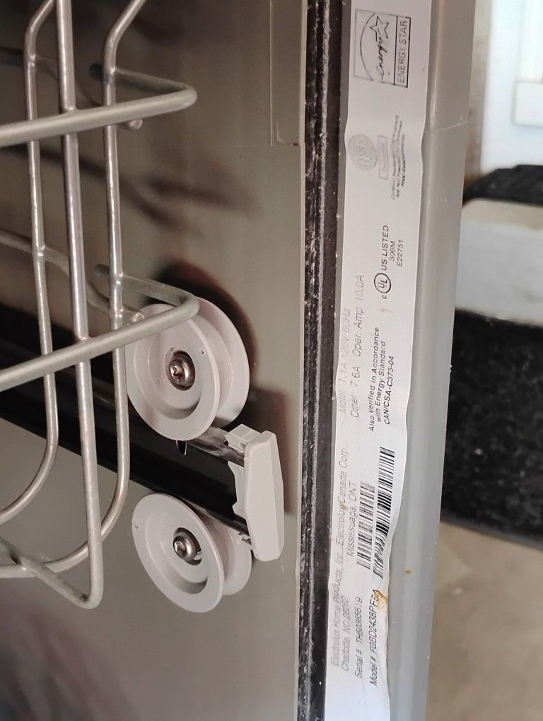 Frigidaire Dishwasher