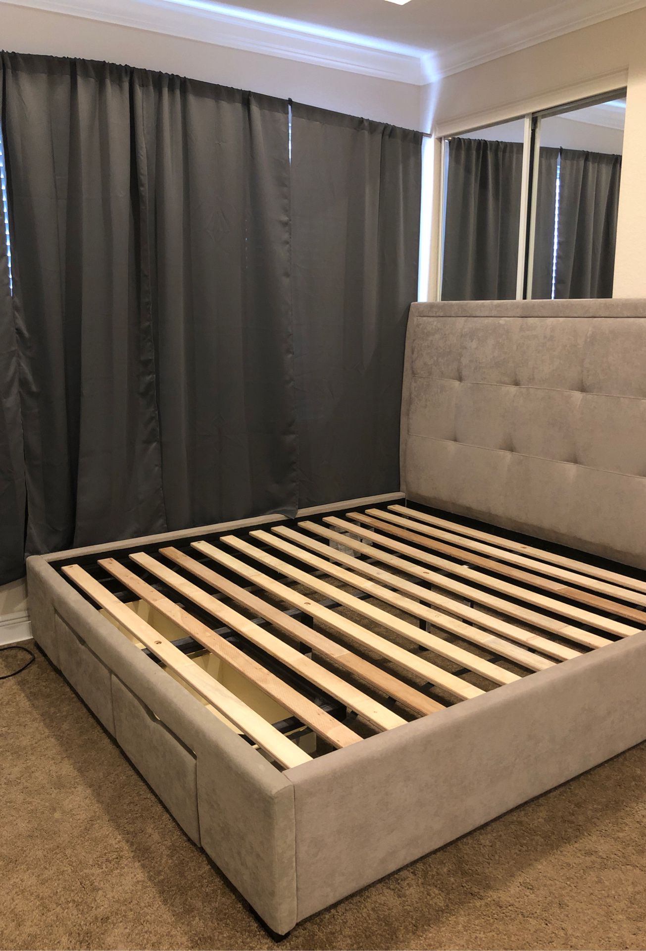 King size bed for sale. Good condition.
