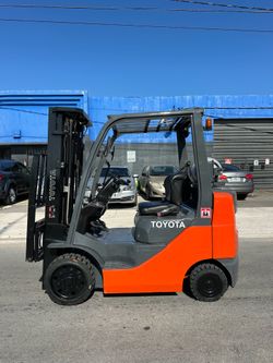 Forklif Toyota