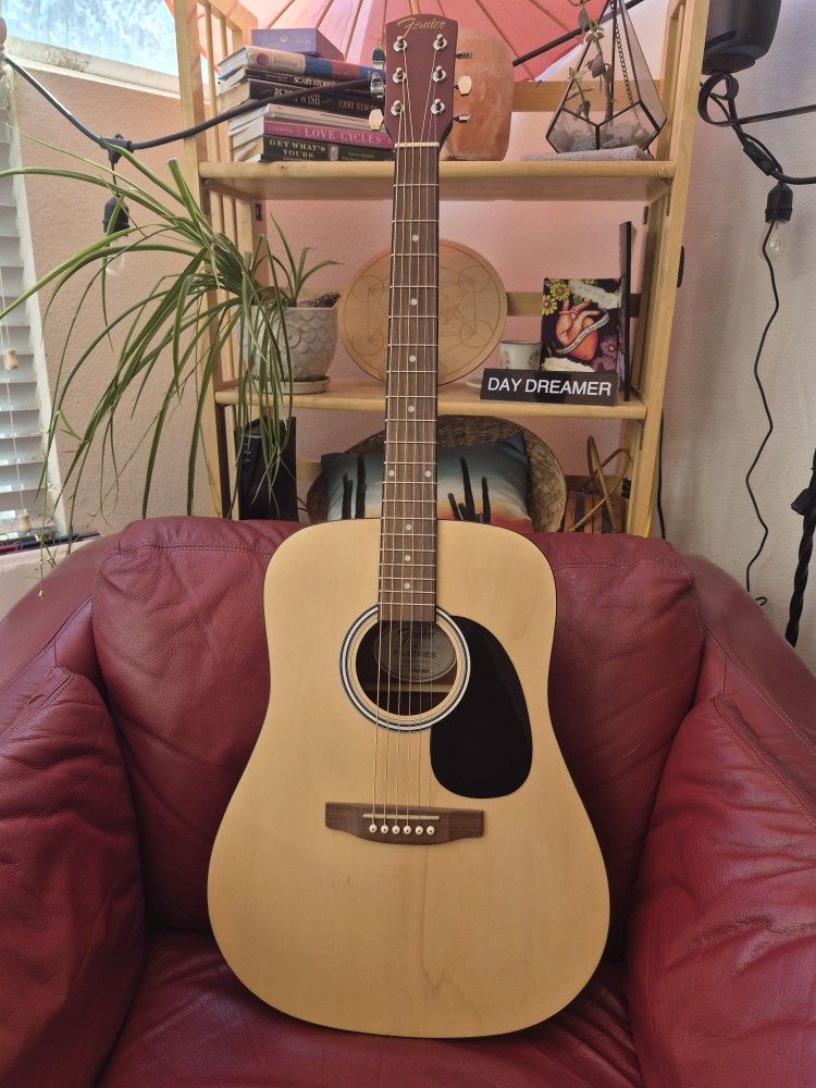 Fender ACOUSTIC Guitar With Backpack Case