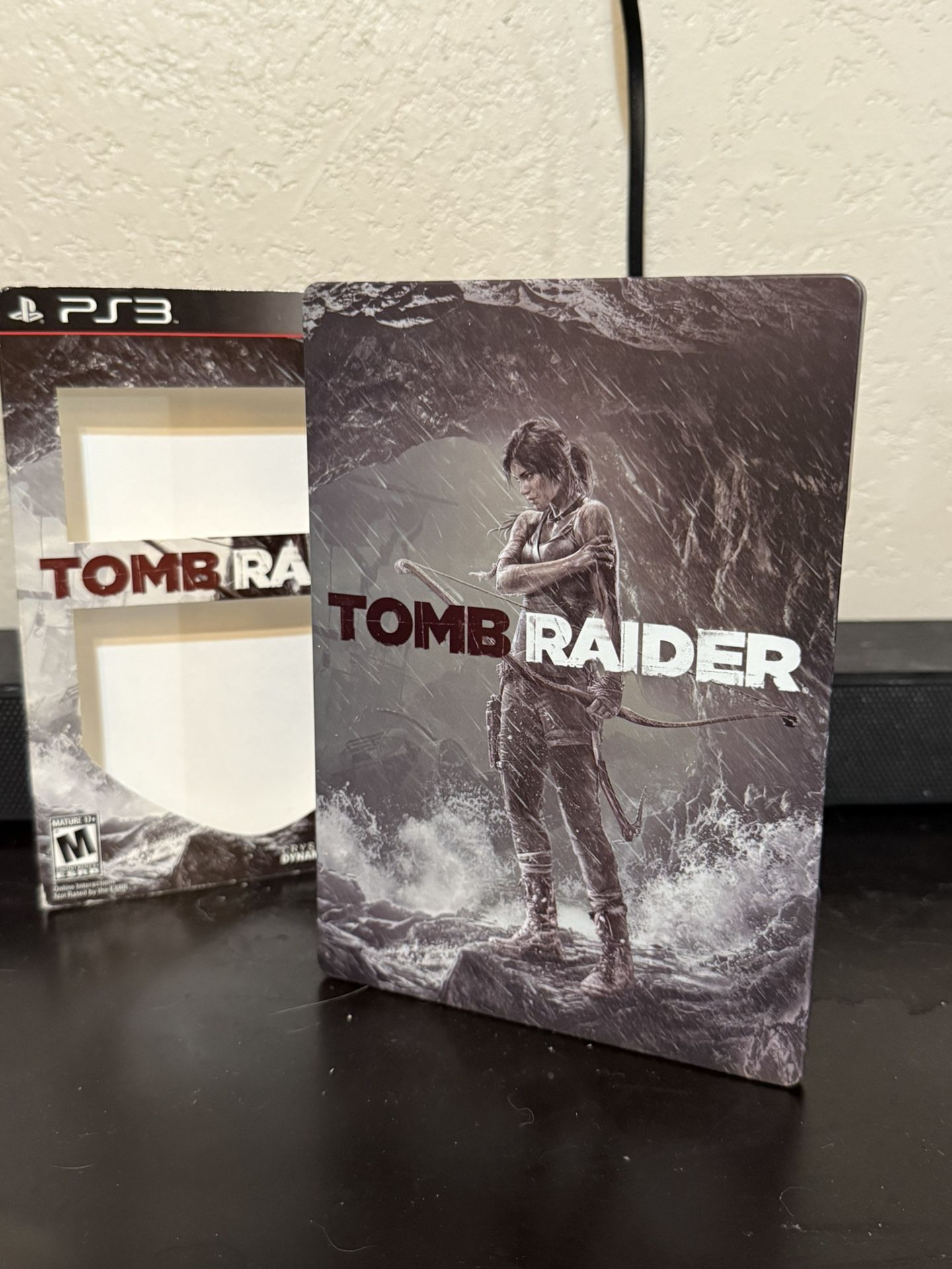 Tomb Raider (PS3) With Steelbook