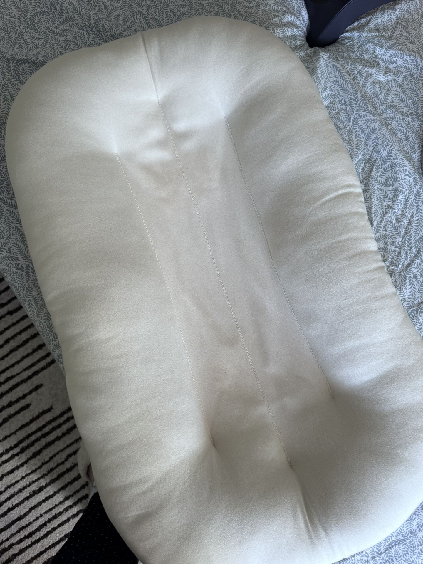 Snuggle Me Infant Lounger