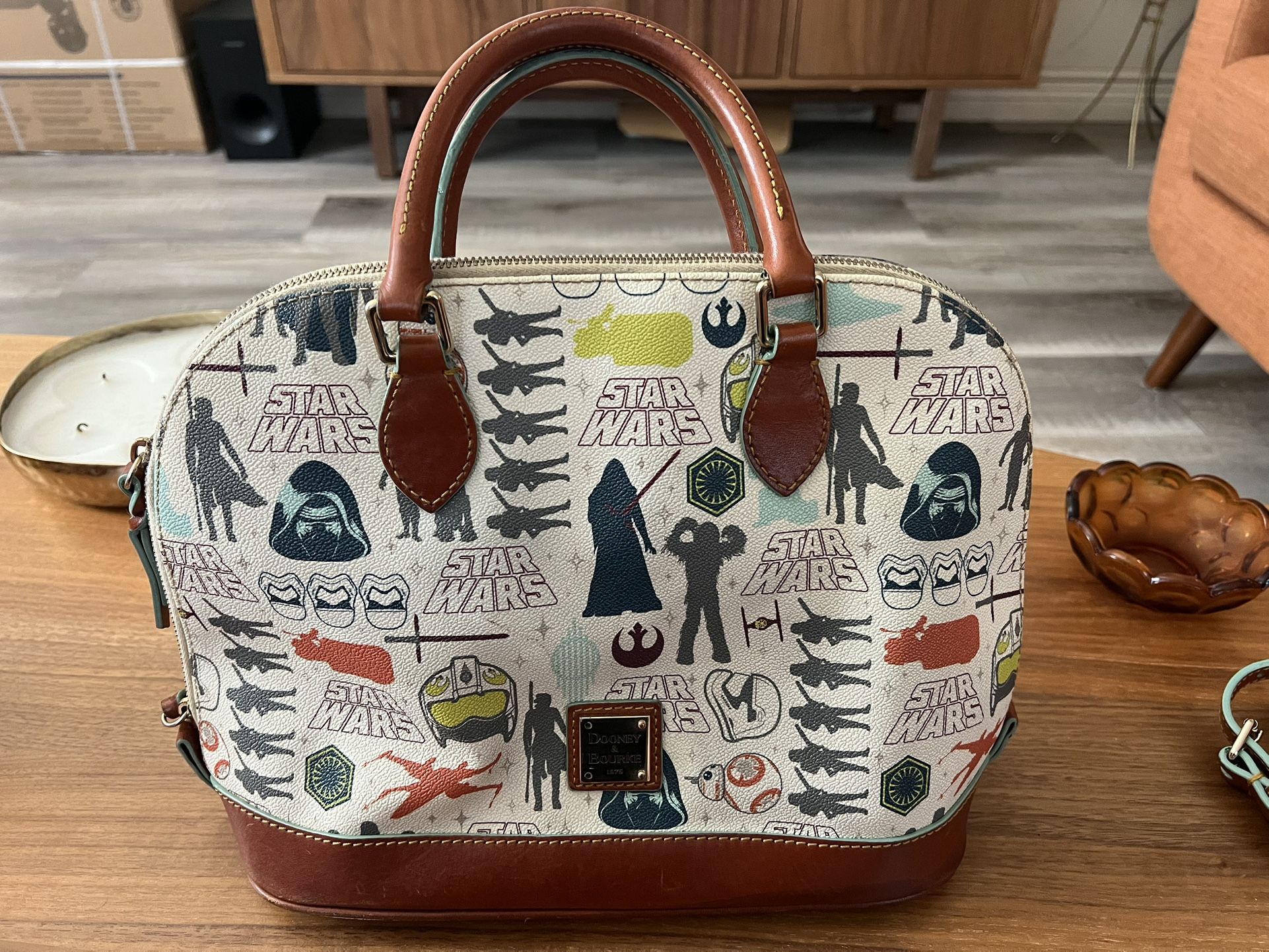 Dooney & Bourke Bag