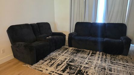 2 sofas