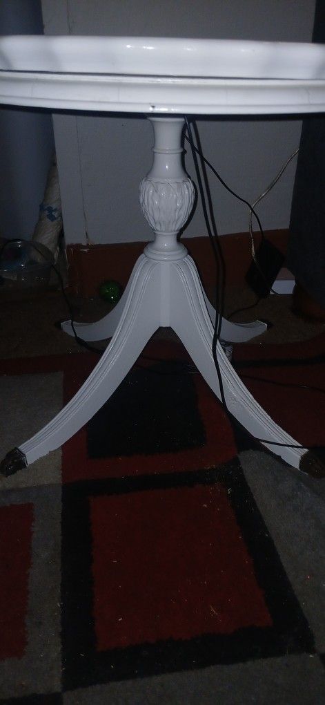 Clawfoot Antique End Table, Removable Glass Top