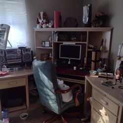 Computer Desk And Bookshelf