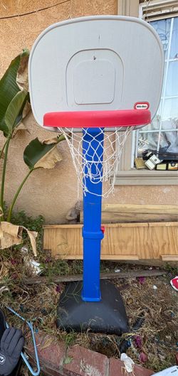 Little Tikes Kids Basketball Hoop
