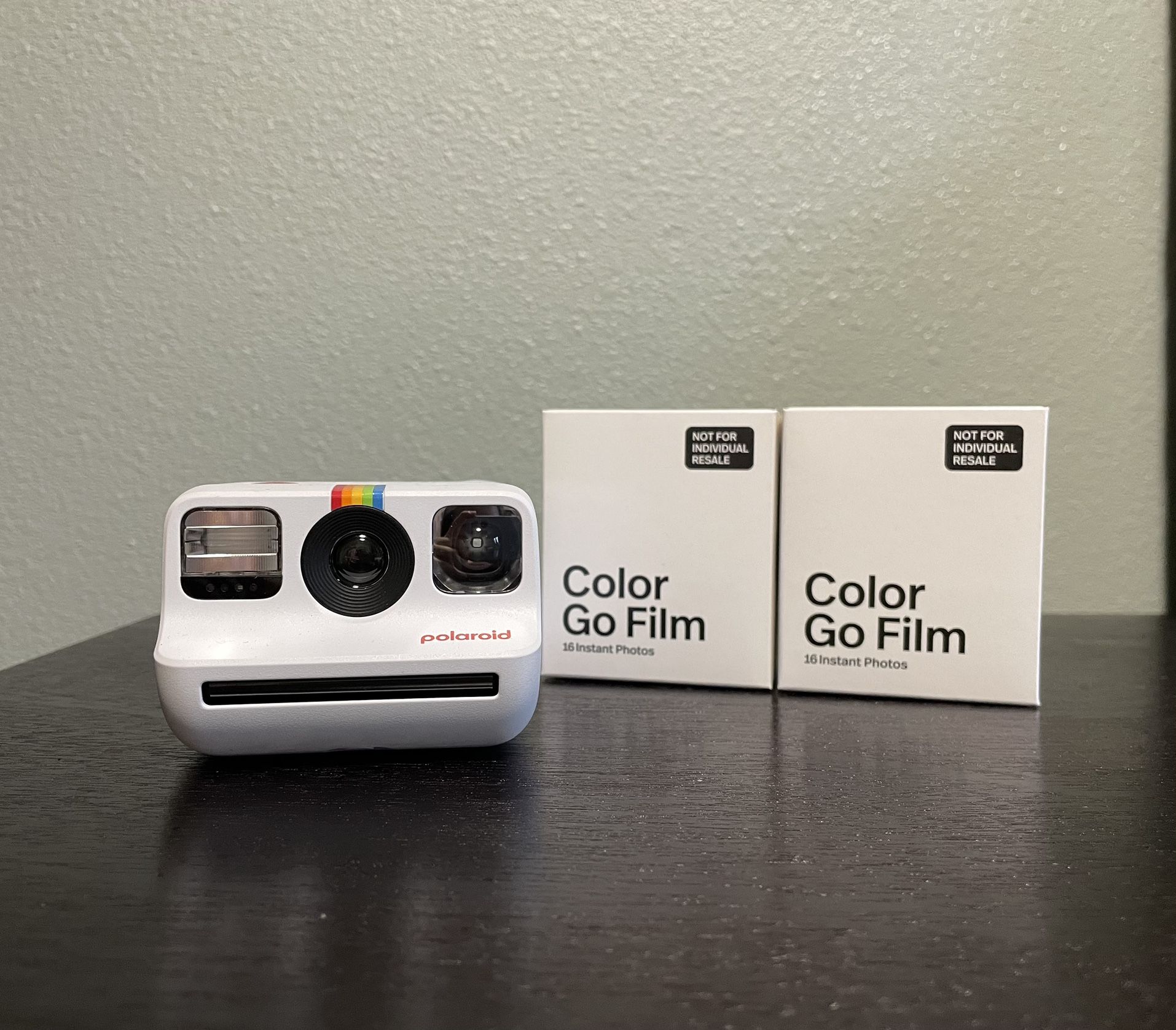 Polaroid Go! + Film