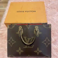 Authentic Louis Vuitton Batignolies Handbag for Sale in Pompano Beach, FL -  OfferUp