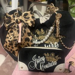 New Juicy Couture Purse And Wallet 
