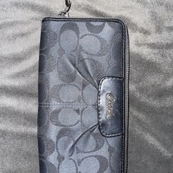 Coach Wrap Around Wallet Grey
