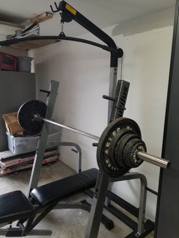 Nautilus power rack with lat online pulldown