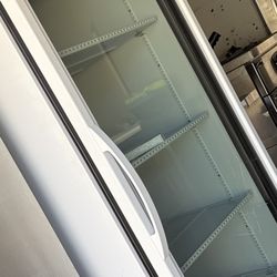 True 1 Door Glass Cooler (like New)