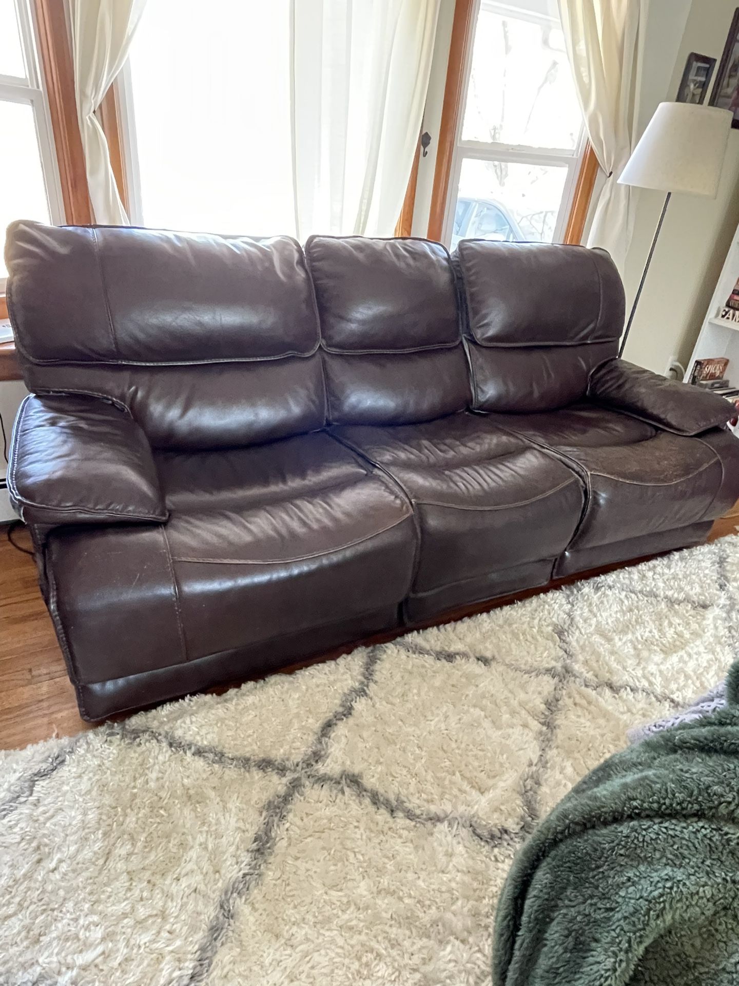 FREE- Dual Reclining Leather Couch - Oversized Comfortable Seats, Functional