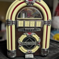 CROSLEY JUKEBOX WITH 20 SONGS