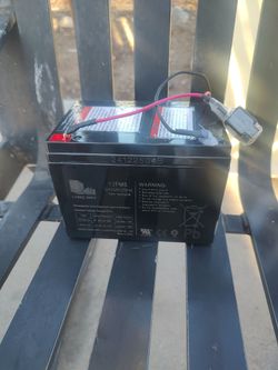 Long Way 12FM5 (24V 5Ah/20Hr) rechargeable sealed lead-acid (SLA) battery,