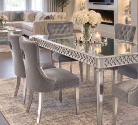 Z-Gallerie Mirrored Dining Table Set W/ (4) Chairs