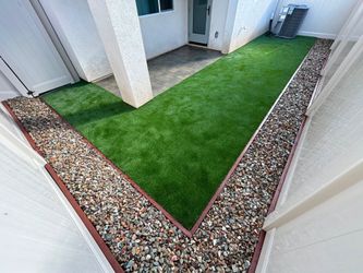 106 oz Fake grass ONLY $2.19 / Zacate Artificial turf pasto