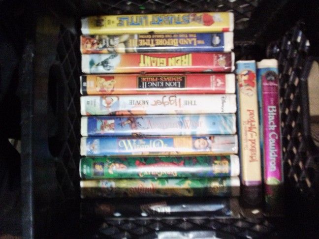 35 Collectible And Rare Disney Vhs