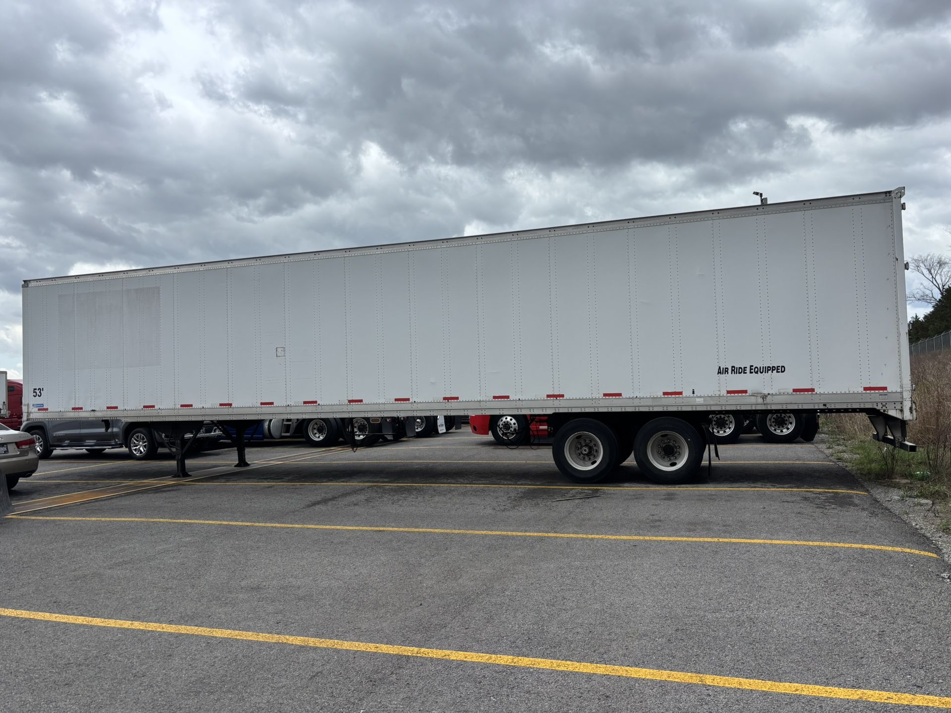 2012 Stoughton 53’ Dry Van Trailer