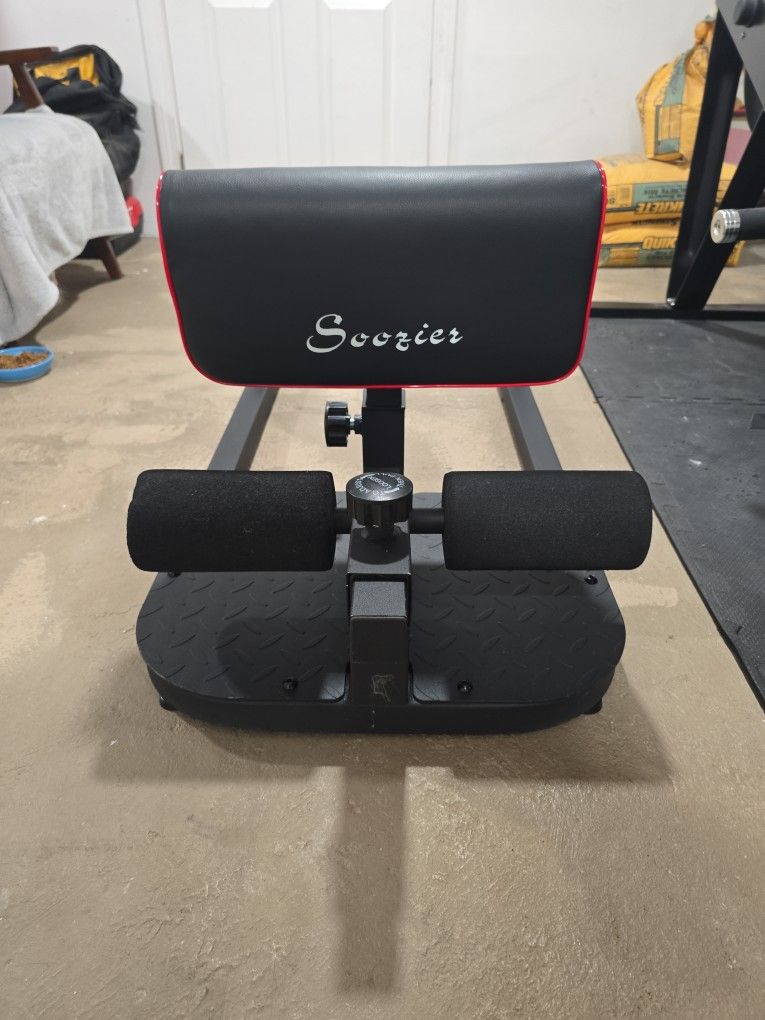 Sissy Squat Machine