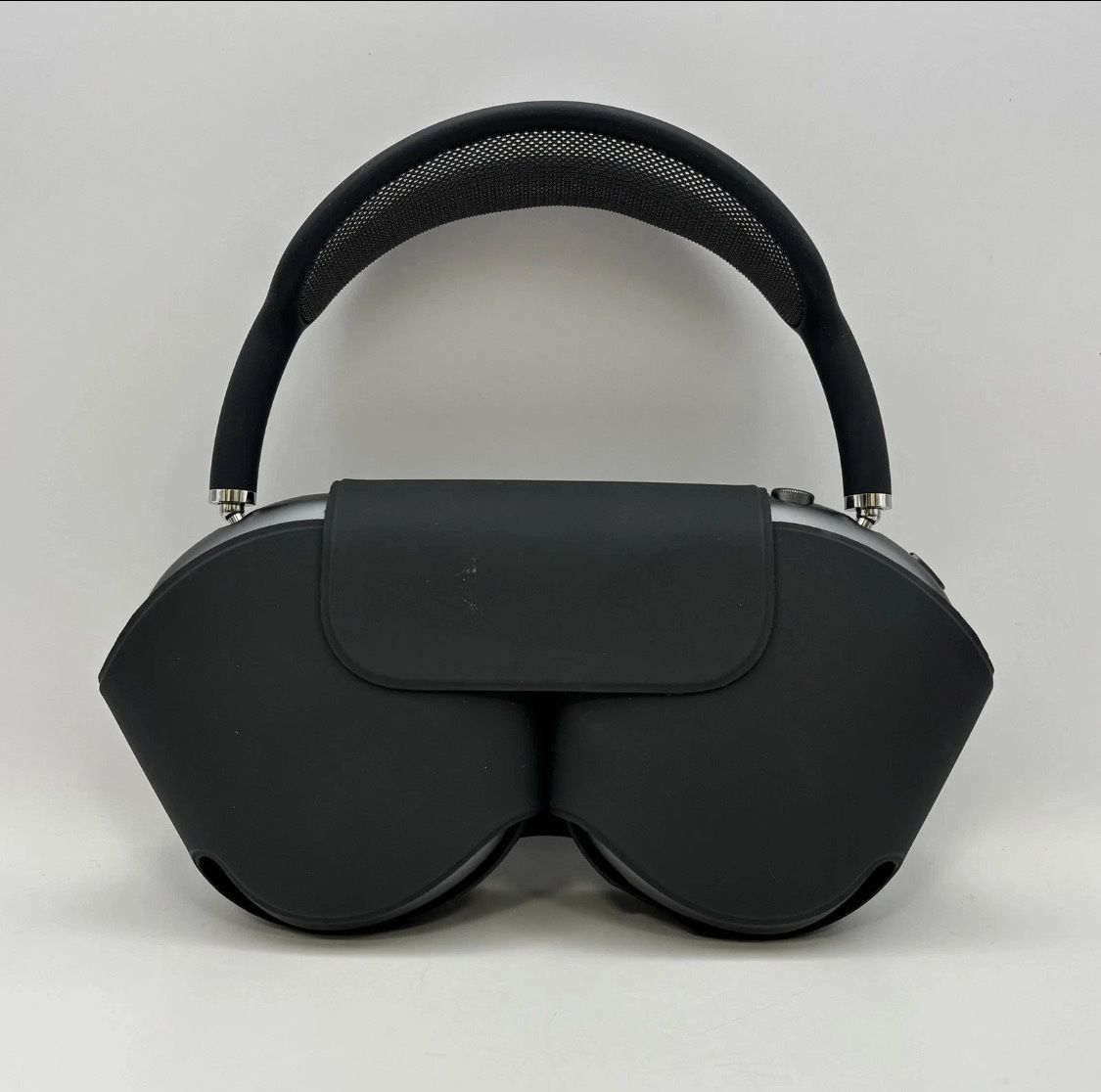Air Pods Max ケース付き ライトニングモデル c3dfe78432124761a668d404b3c456
