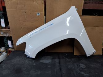 2015-2016-2017-2018-2019-2020 CHEVROLET COLORADO LEFT FENDER OEM USED #11561