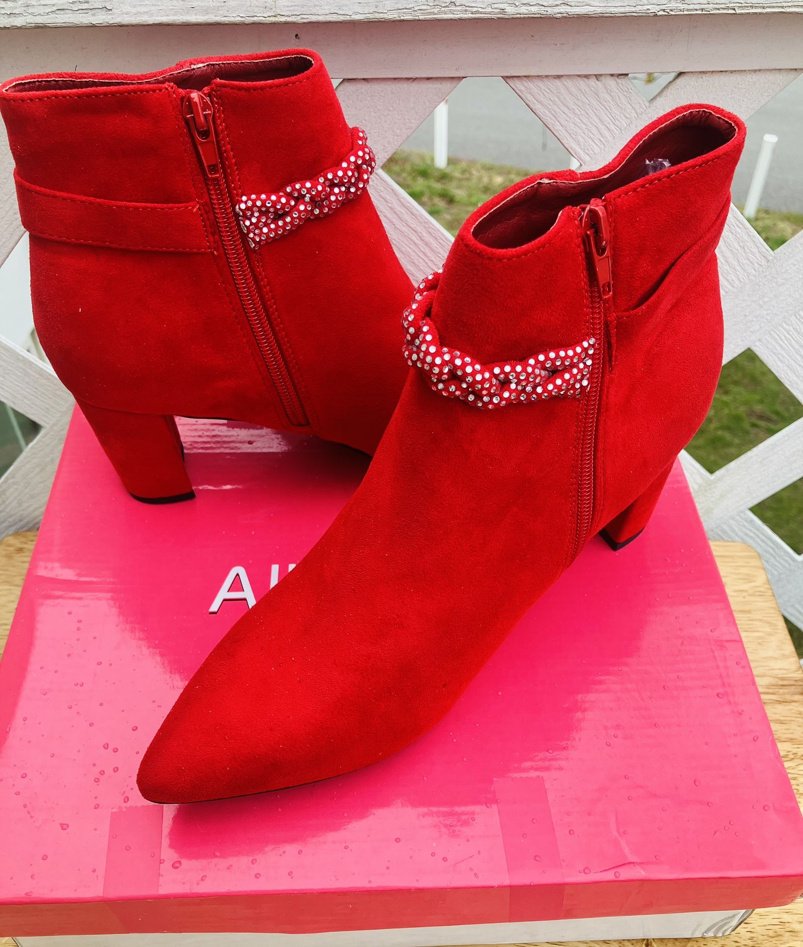 Women’s Suede Point Toe Rhinestone Heels