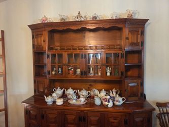 Solid Oak Hutch
