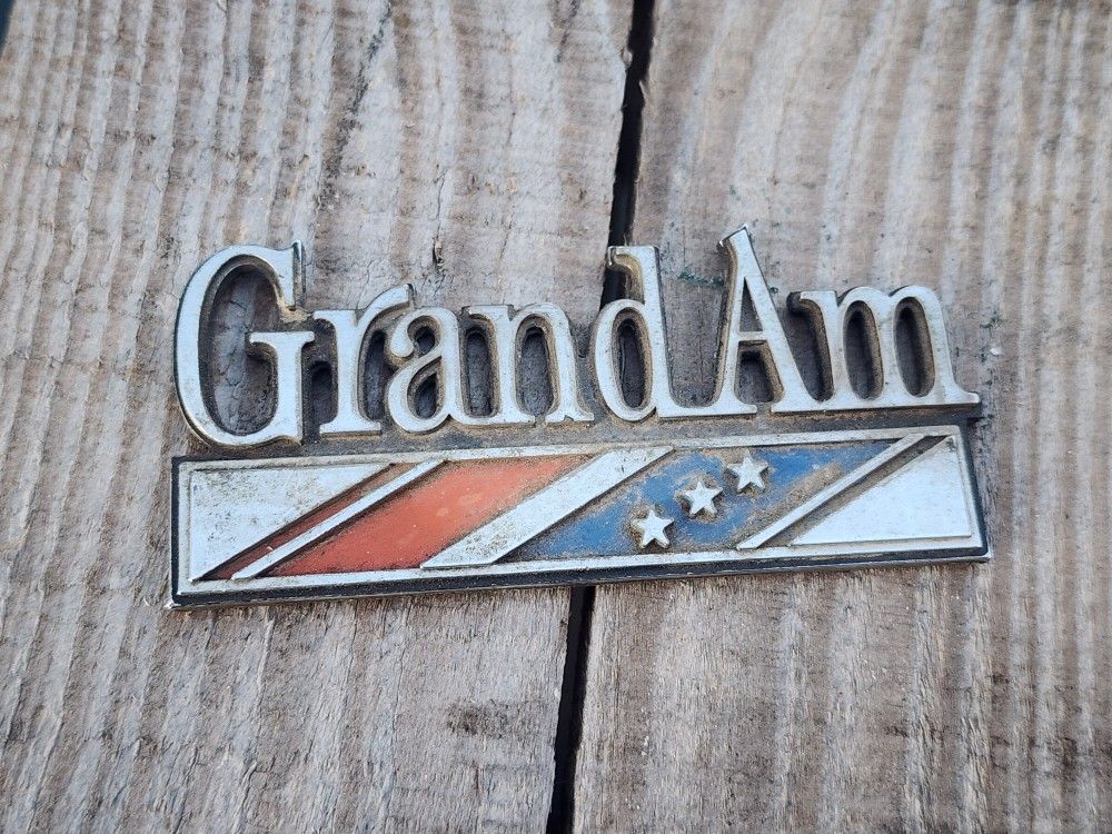 Grand Am Pontiac Emblem 70s