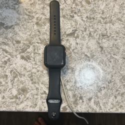 Apple Watch  SE 44mm 