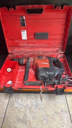 Hilti rotary hammer drill with case