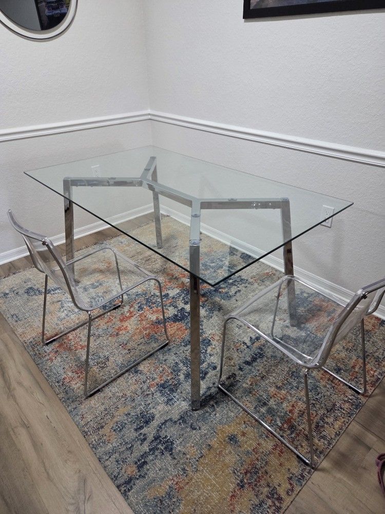 Glass Dining Table Like New