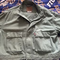Levi’s Green Army Jacket – Size L (Barely Worn)