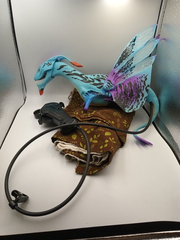 Disney Avatar Banshee Puppet Move w/Sound (Used)